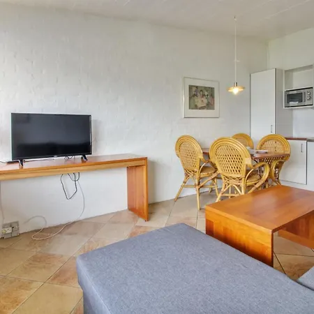 Tatianna - 500m From The Sea By Interhome